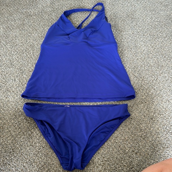 Athleta Other - Athleta tankini.  Size large. EUC.